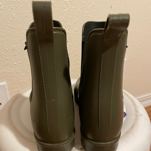chelsea style rain boot - Picture 4 of 4